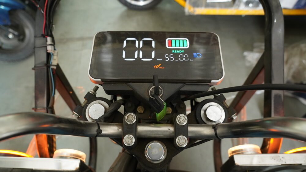 SS Model With Lead Acid Battery - Image 8